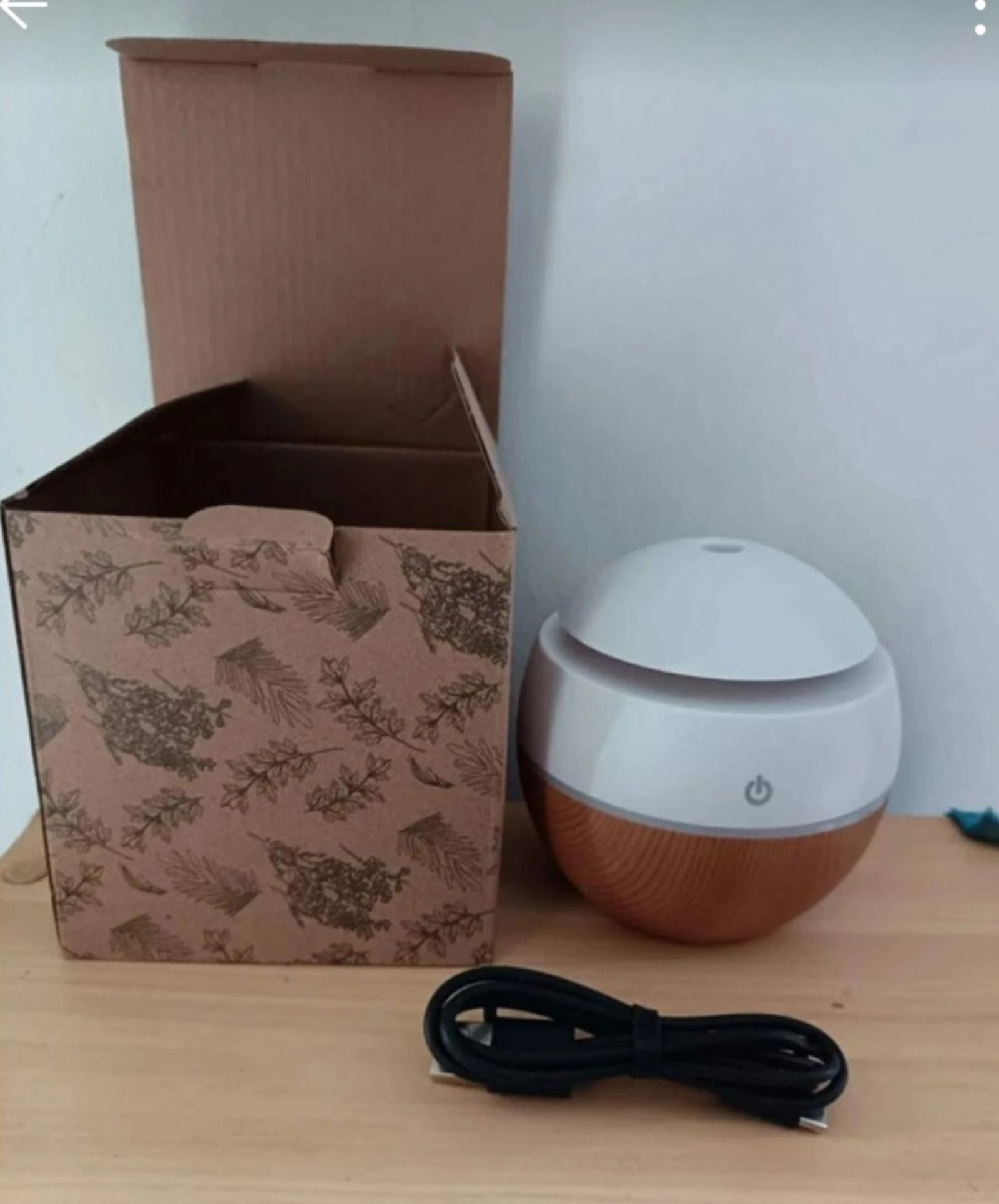Diffuseur d'huiles essentielles / Humidificateur - NEUF
